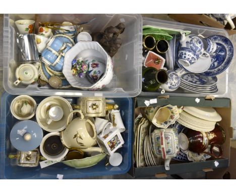 Masons Ironstone, part dinner service, old Willow blue and white part dinner service, and further assorted ceramics, Royal Do