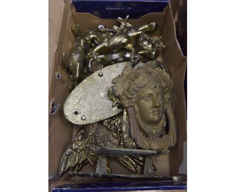 A box of brass ware, including door knocker 