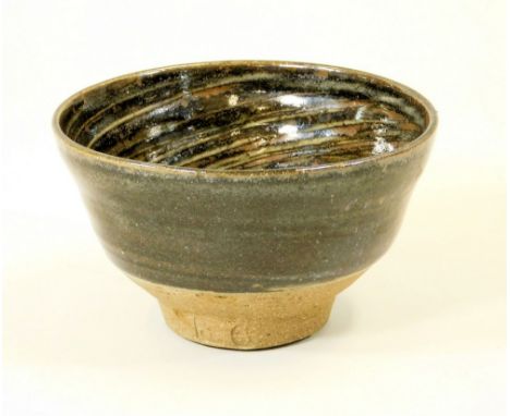 BYRON TEMPLE. A Leach Pottery footed bowl with brushed interior by Byron Temple. Personal &amp; Pottery marks. Diameter 14.5c