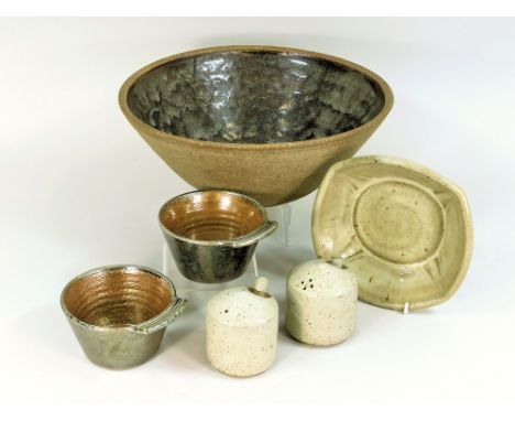 MISCELLANEOUS POTTERY. Six pieces of studio pottery: two Suzy Atkins Le Don individual soufflé dishes, a Frith Pottery salt &