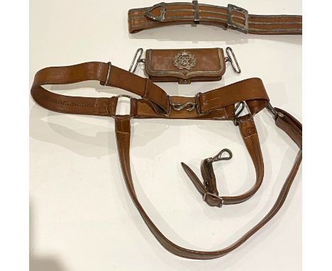 Burma Police Victorian Officer’s pouch, pouch belt and sword belt.Fine scarce light brown leather example. Zinc lined pouch, 