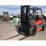 TOYOTA FG 30 FORKLIFT
