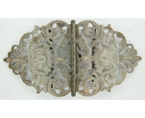 Hallmarked silver nurses belt buckle, Birmingham assay, 35g. UK P&amp;P Group 0 (£6+VAT for the first lot and £1+VAT for subs