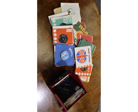 Boxed records 45 rpm speed. UK P&amp;P Group 2 (£20+VAT for the first lot and £4+VAT for subsequent lots) 