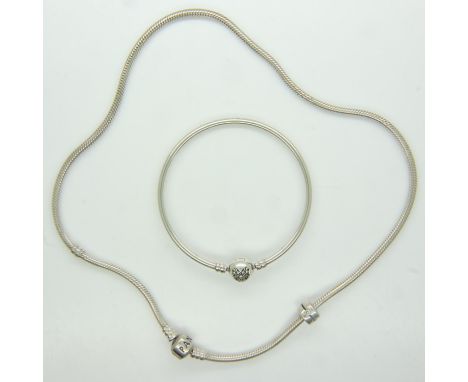 Pandora silver bangle and necklace, L: 40 cm. UK P&amp;P Group 1 (£16+VAT for the first lot and £2+VAT for subsequent lots) 