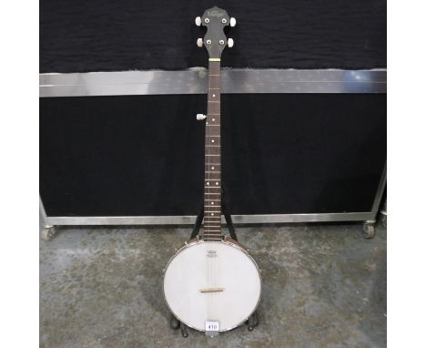 Remo Weatherking banjo in good condition. UK P&amp;P Group 3 (£30+VAT for the first lot and £8+VAT for subsequent lots) 