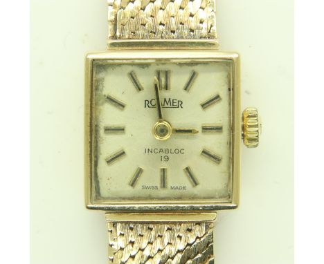 ROAMER: 9ct gold cased ladies manual wind wristwatch on a 9ct gold articulated bracelet, 20.4g. UK P&amp;P Group 1 (£16+VAT f