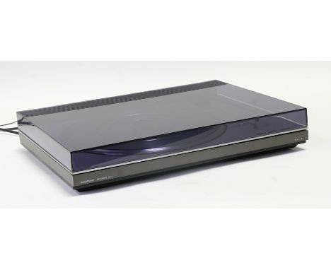 A Bang &amp; Olufsen Biogram RX 2 type 5831turntable with MMC4 stylus.Condition Reportthe lid has no cracks or scratching, th