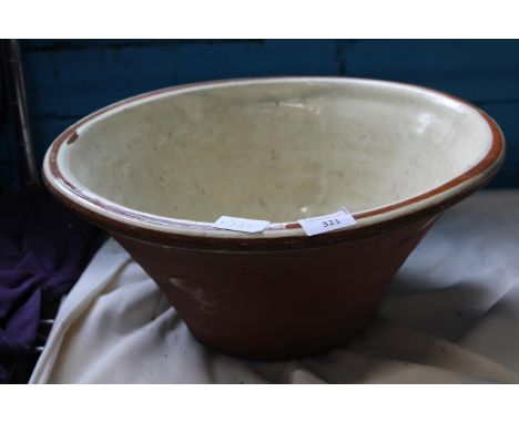 A vintage enamel mixing/dough bowl d40cm 