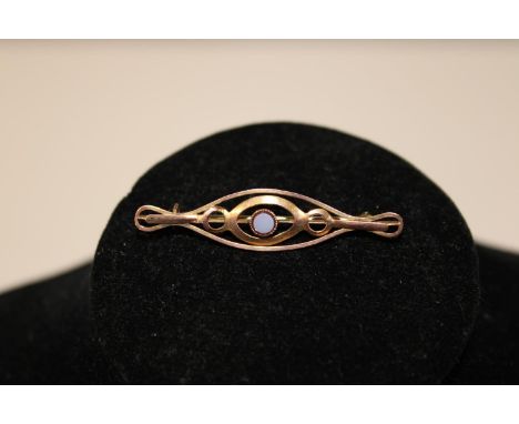 A vintage 9ct gold bar brooch 1.7 grams 