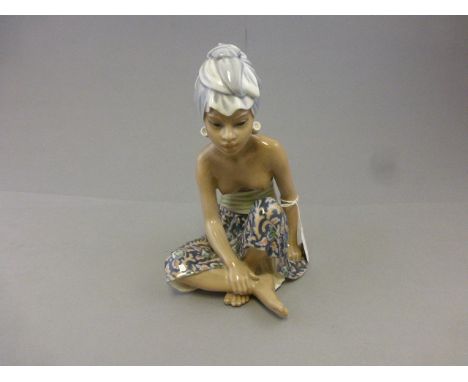 A Dahl Jensen Copenhagen figure, "Bali women" model number 1136