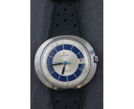 Gents stainless steel Omega Geneve Dynamic wristwatch with sweep second hand, date box, and fitted leather strap
