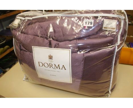 Dorma bed spread