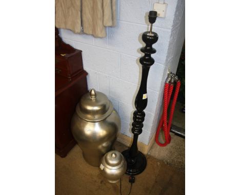 Lamp and two Urns