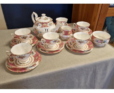 Lady Carlyle Royal Albert 21pc Tea Service - VGC