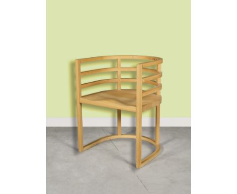 RICHARD MEIER (Né en 1934)Prototype du fauteuil mod. 810A pour Strada2013 MonogramméHêtreH: 70cm.(27 9/16in.); L: 54cm.(21 1/