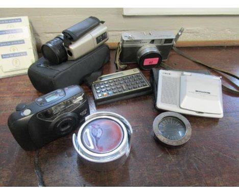 A selection of cameras and other items to include a Bell &amp; Howell Canon Coronet 19 camera 