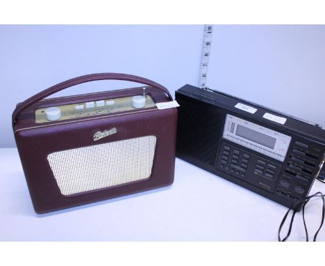 A vintage Roberts radio and a Matsui radio (untested) 