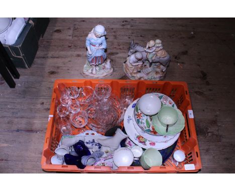A job lot of vintage ceramics and glassware 