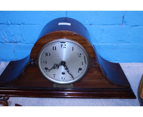 A 1920's mahogany cased mantle clock in working order 