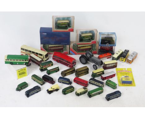 Collection of Model Buses including white metal kit made buses, Sun Motor Co Resin 150 Daimler CVD6, two brass models, EFE, C