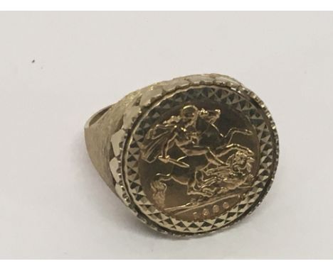 A 1982 gold half sovereign set in a 9carat gold ring total weight 9.5g