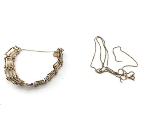 A 9ct gold gate bracelet and a 9ct gold necklace (A/F) 11.64g total. Postage A