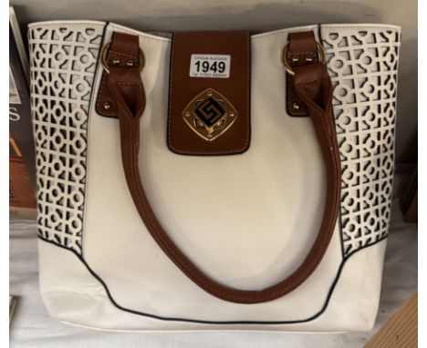 A ladies handbag in good condition