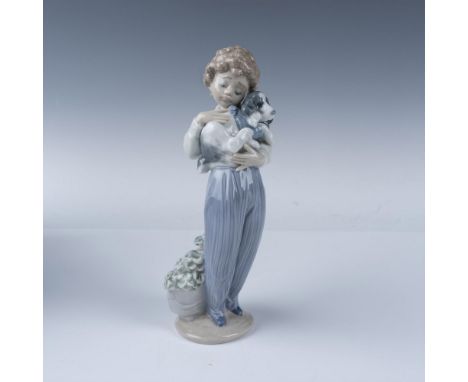 This Lladro porcelain figurine, model number 7609, titled "My Buddy" (Spanish: "Perrito Convaleciente"), was sculpted by Anto