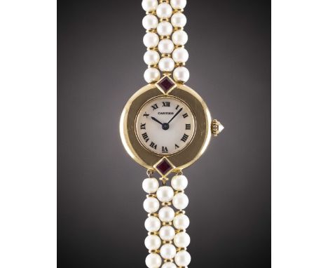 A LADIES 18K SOLID GOLD & PEARL CARTIER COLISEE BRACELET WATCHCIRCA 1990s, REF. 1989 1 WITH MOTHER OF PEARL DIALMovement: Qua