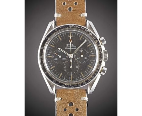 A GENTLEMAN'S STAINLESS STEEL OMEGA SPEEDMASTER PROFESSIONAL "PRE MOON" CHRONOGRAPH WRIST WATCHDATED 1966, REF. S 105.012-65 