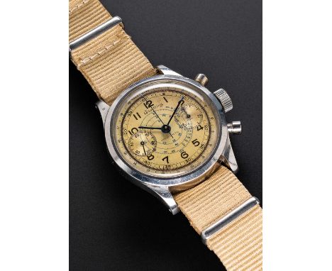 A RARE GENTLEMAN'S STAINLESS STEEL BREITLING ANTIMAGNETIC WATERPROOF "CLAMSHELL" CHRONOGRAPH WRIST WATCHCIRCA 1940s, WITH SIL