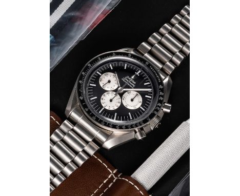 A GENTLEMAN'S STAINLESS STEEL OMEGA SPEEDMASTER PROFESSIONAL "TRIBUTE TO ALASKA PROJECT III" CHRONOGRAPH BRACELET WATCHDATED 