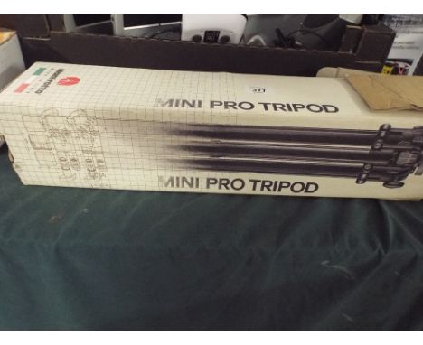 A Mini Pro Camera Tripod