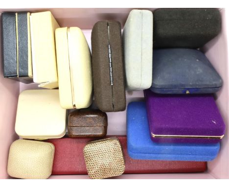Mixed lot of vintage jewellery boxes (14). P&amp;P Group 2 (£18+VAT for the first lot and £3+VAT for subsequent lots) 