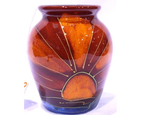 Anita Harris Art Deco vase, H: 14 cm. No cracks, chips or visible restoration. P&amp;P Group 1 (£14+VAT for the first lot and