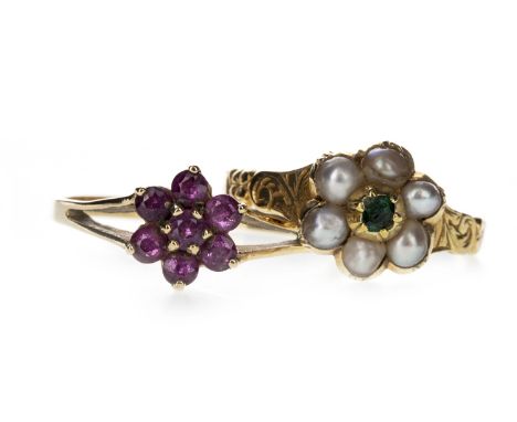 GREEN GEM SET AND SEED PEARL MOURNING RING, the central green gem surrounded by seed pearls, with section to the back contain