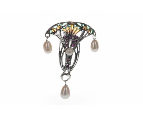 PLIQUE A JOUR BROOCH, with rubies and pearls and green and orange enamel, marked 925, 7.4g