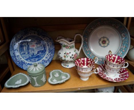 A mixed lot of ceramics, to include: a Spode Italian pattern stand; Wedgwood green jasperware, Victorian tea cups; Minton Had