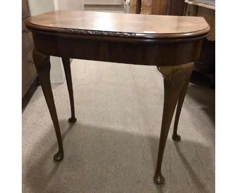 WALNUT TURNOVER CARD TABLE