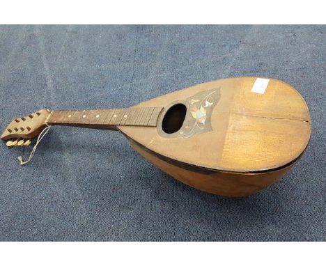 VINTAGE MANDOLIN
