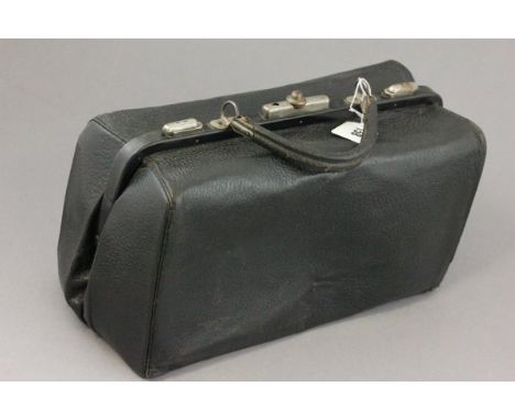 Vintage Gladstone Bag