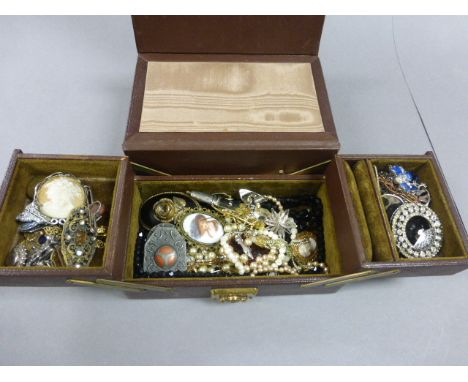 Jewellery Box with Vintage Costume Jewellery including Silver