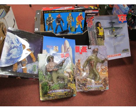 GI Joe, including Pearl Harbour Army Air Corps Pilot Display Set, boxed U.S Army Vietnam and U.S.A.F Korea full poseable figu