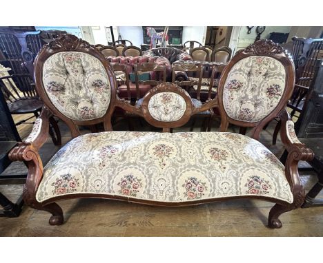 A Victorian style mahogany framed sofa, 186 cm wide 