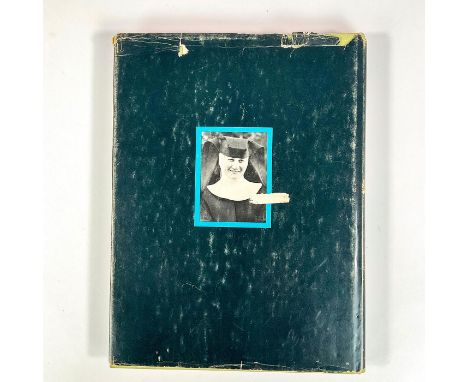 258-page illustrated hardcover reference book of the Hummel figurines. Signed by author. Artist: Eric EhrmannIssued: 1976Dime
