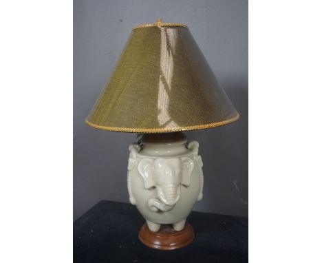 Decorative lamp with elephant heads H60