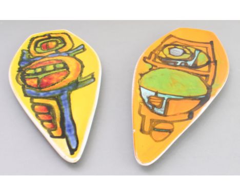 Two Poole Pottery spear dishes, both shape 82 and approx. 43 x 17.5 cm