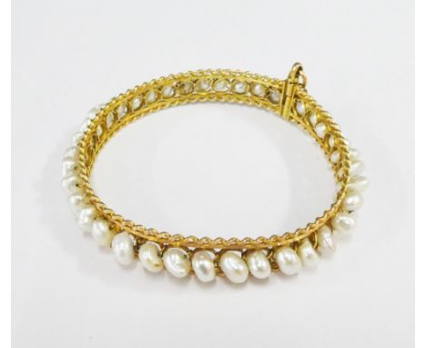 Vintage yellow metal baroque pearl bracelet / bangle 