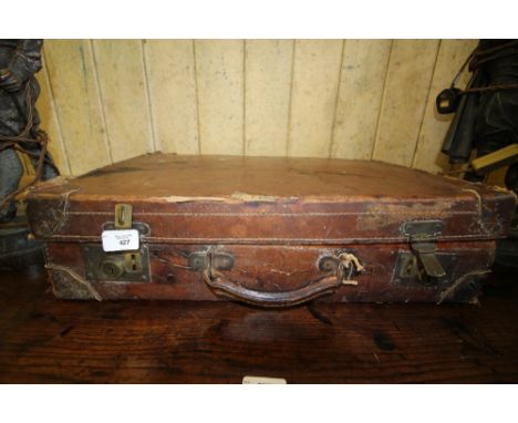 Vintage leather case (A/F)